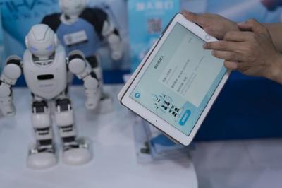 UBTECH攜手編程機(jī)器人，為開學(xué)季獻(xiàn)上最佳智能禮物